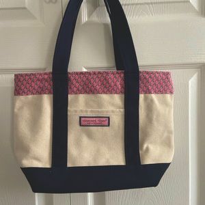 NEW WITH TAGS vineyard vines small purse/beach bag